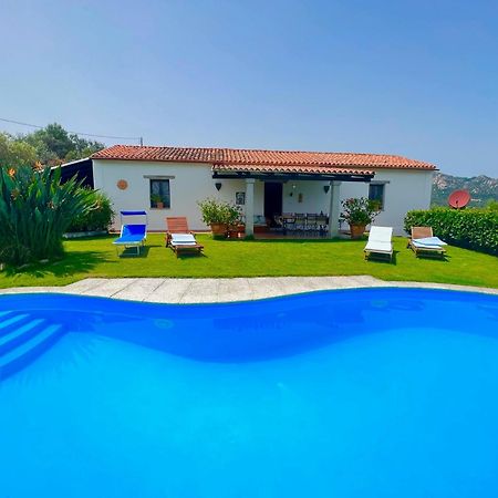 Villa Peditoltu 奧爾比亞 外观 照片